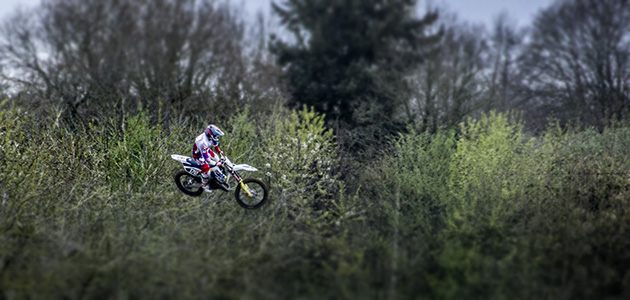 1ère victoire de manche en Championat de Bretagne MX2, à Goudelin.