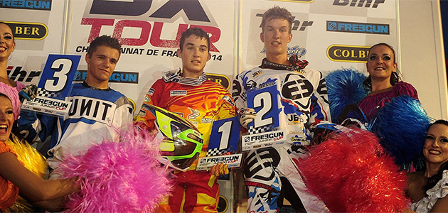 Les Bretons en force sur la podium de la Junior Cup. Mathys Boisramé s'impose devant Romain Pape et Clément Briatte. Photo EspritMX.com/ Will