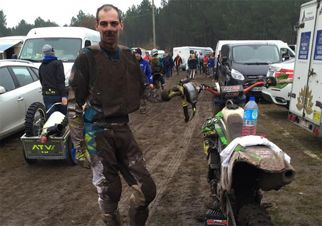 Conditions extrême pour Jeremy Roudaut et les 235 autres pilotes à St Leger de Balson. Photo JSR Team